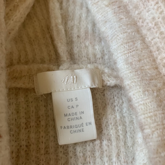 H&M Alpaca wool hooded sweatshirt - Picture 2 of 2